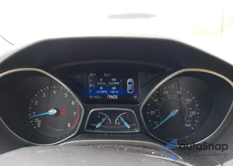 2018 Ford Focus Se z USA, uszkodzony, nr VIN 1FADP3FE1JL235501